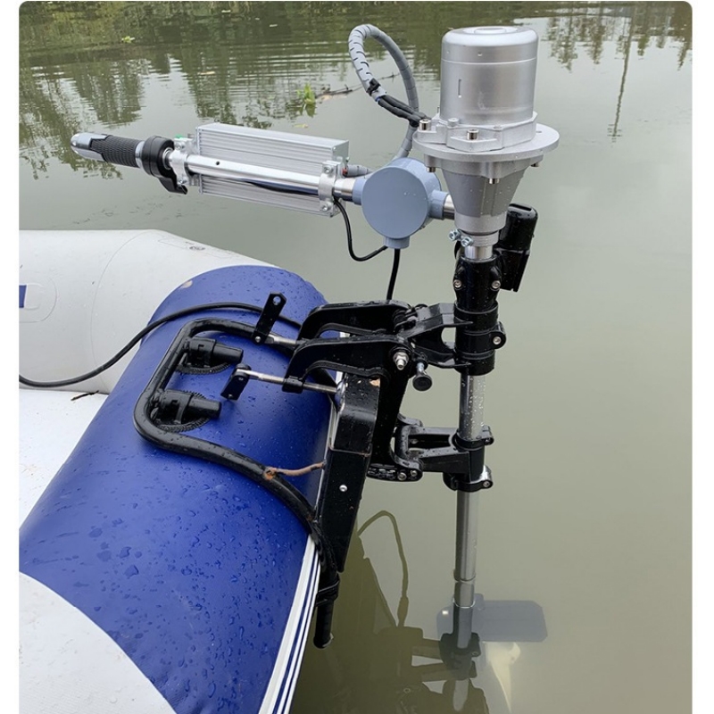 Borstelloze buitenboordmotor 1 - Fishing Kayak Trolling Motor recensie en prijs